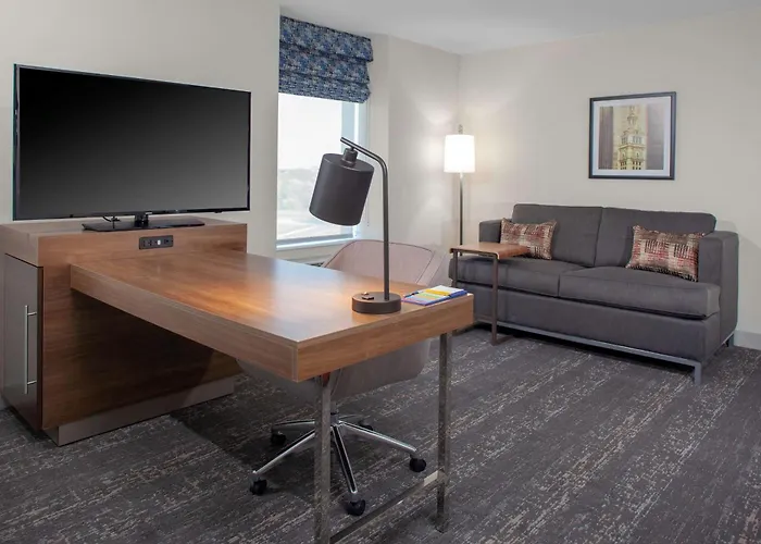 Отель Hampton & Chicago-burr Ridge 3*